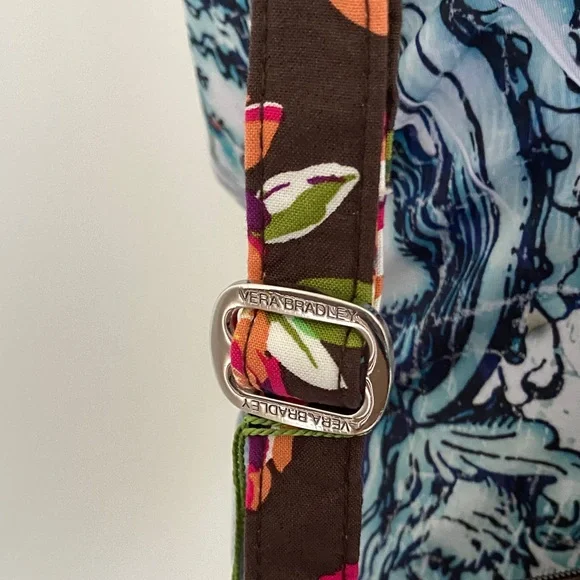 Vera Bradley Lizzy English Rose. Crossbody. - Picture 2 of 10